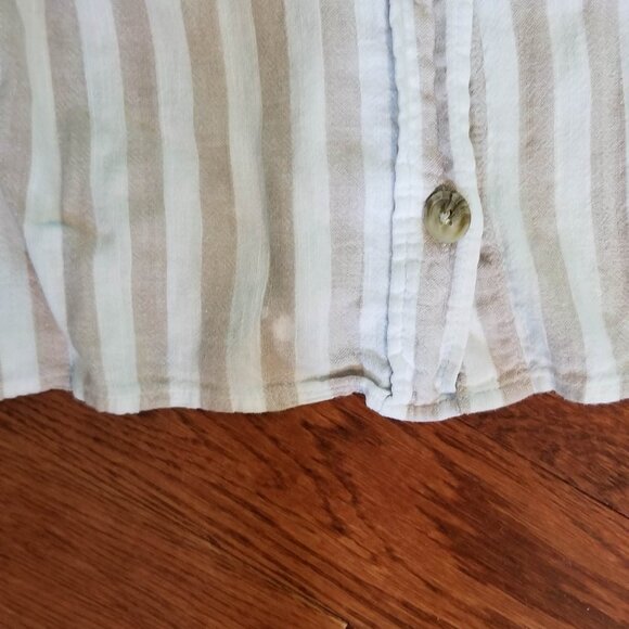 FREE add-on AE crop top - Picture 7 of 7